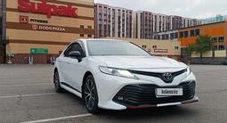 Toyota Camry 2020 года за 12 900 000 тг. в Алматы – фото 2