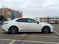 Toyota Camry 2020 года за 13 300 000 тг. в Алматы – фото 12