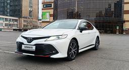 Toyota Camry 2020 года за 12 900 000 тг. в Алматы