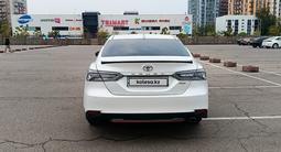 Toyota Camry 2020 года за 12 900 000 тг. в Алматы – фото 4