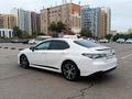 Toyota Camry 2020 года за 13 300 000 тг. в Алматы – фото 5
