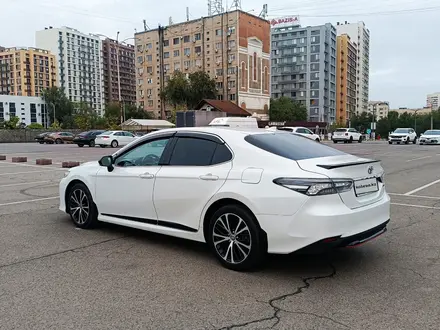 Toyota Camry 2020 года за 13 300 000 тг. в Алматы – фото 5
