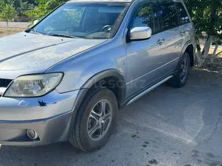 Mitsubishi Outlander 2007 года за 4 000 000 тг. в Актау – фото 4