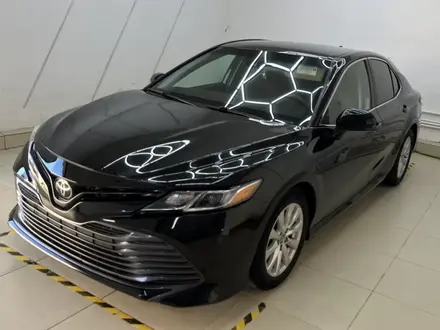 Toyota Camry 2019 года за 10 500 000 тг. в Атырау – фото 6