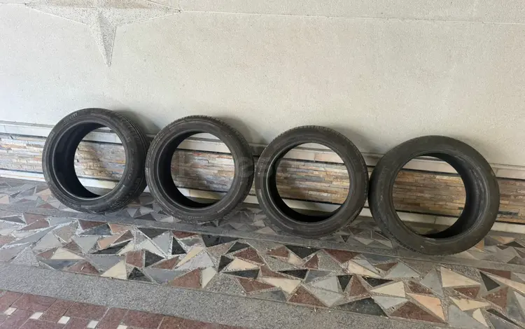 Летние шины Pirelli 265/45 R21 за 200 000 тг. в Шымкент