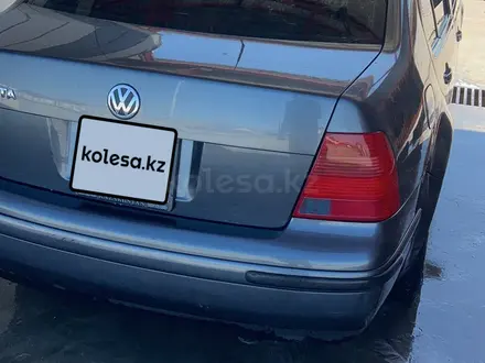 Volkswagen Jetta 2003 года за 2 750 000 тг. в Атырау – фото 2