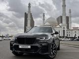 BMW X7 2020 года за 52 000 000 тг. в Астана