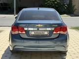 Chevrolet Cruze 2011 года за 1 750 000 тг. в Шымкент – фото 5