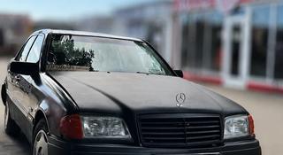 Mercedes-Benz C 180 1995 года за 750 000 тг. в Караганда