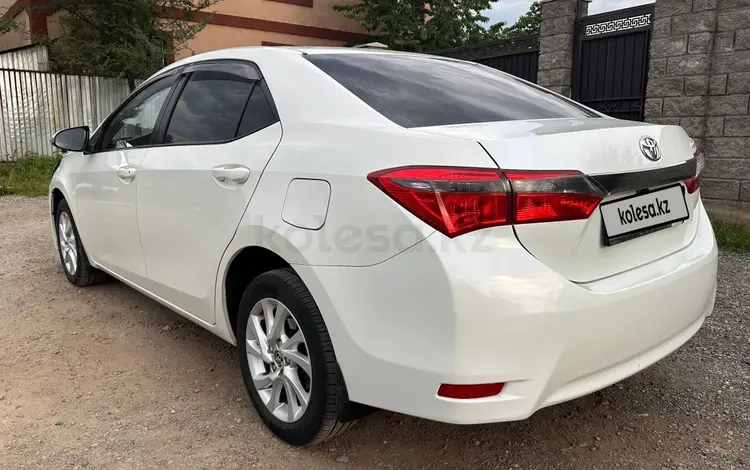 Toyota Corolla 2017 года за 6 400 000 тг. в Алматы