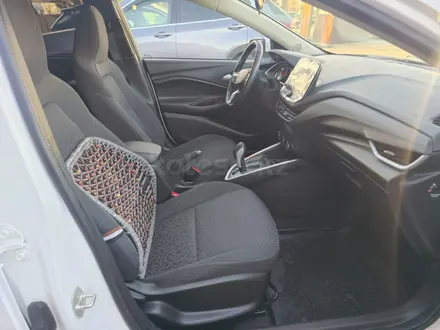 Chevrolet Onix LTZ 2024 года за 5 290 000 тг. в Павлодар – фото 15