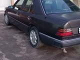 Mercedes-Benz E 230 1990 года за 850 000 тг. в Шымкент – фото 5