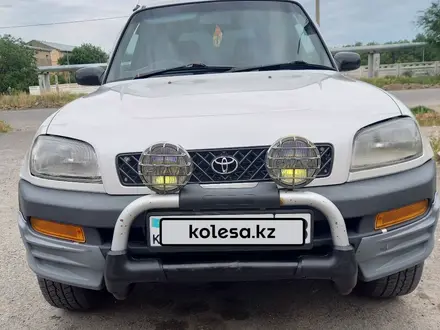 Toyota RAV4 1995 года за 3 500 000 тг. в Каратау