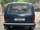 ВАЗ (Lada) Lada 2121 2000 года за 1 000 000 тг. в Усть-Каменогорск – фото 2