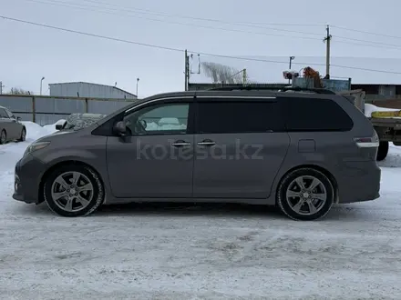 Toyota Sienna 2017 года за 15 500 000 тг. в Уральск – фото 4