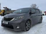 Toyota Sienna 2017 года за 15 500 000 тг. в Уральск