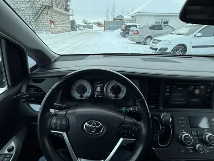 Toyota Sienna 2017 года за 15 500 000 тг. в Уральск – фото 6