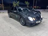 Mercedes-Benz E 320 2005 годаүшін4 500 000 тг. в Актау – фото 3