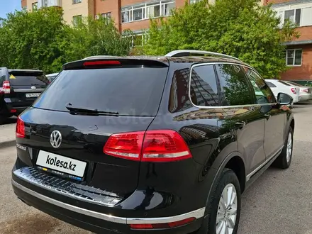 Volkswagen Touareg 2015 года за 15 500 000 тг. в Астана – фото 7