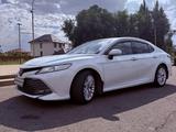 Toyota Camry 2018 года за 12 800 000 тг. в Тараз – фото 3