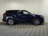 Toyota Highlander 2021 года за 25 000 000 тг. в Алматы – фото 4