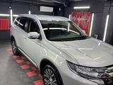 Mitsubishi Outlander 2015 года за 9 300 000 тг. в Алматы – фото 3