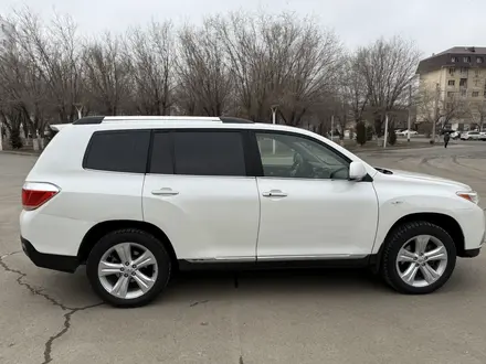 Toyota Highlander 2011 года за 11 500 000 тг. в Атырау – фото 5