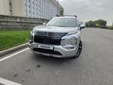 Mitsubishi Outlander 2023 года за 17 900 000 тг. в Алматы