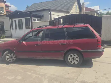 Volkswagen Passat 1994 года за 1 500 000 тг. в Караганда – фото 3