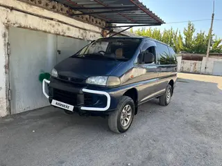 Mitsubishi Delica