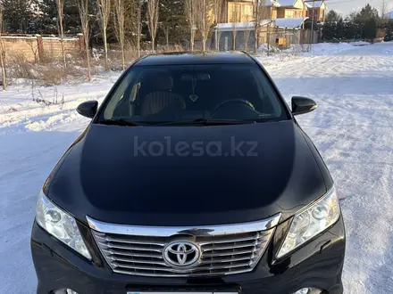 Toyota Camry 2014 года за 9 600 000 тг. в Алматы – фото 12