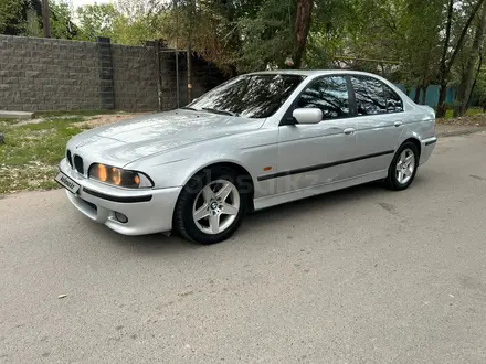 BMW 528 2000 года за 3 200 000 тг. в Алматы – фото 2