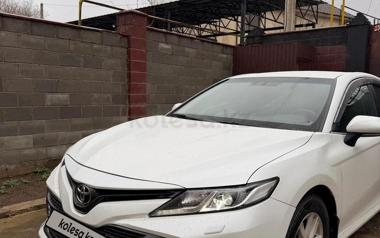 Toyota Camry — миниатюра 5