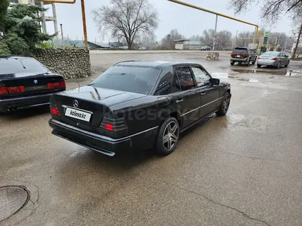 Mercedes-Benz E 230 1988 года за 1 600 000 тг. в Алматы – фото 4