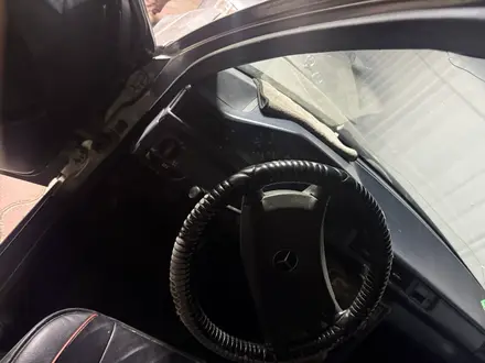 Mercedes-Benz E 230 1989 года за 1 000 000 тг. в Алматы – фото 3