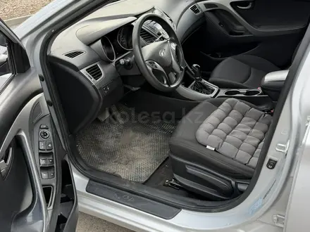 Hyundai Elantra 2015 года за 5 450 000 тг. в Алматы – фото 20