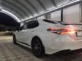 Toyota Camry 2020 годаfor17 000 000 тг. в Актау – фото 7