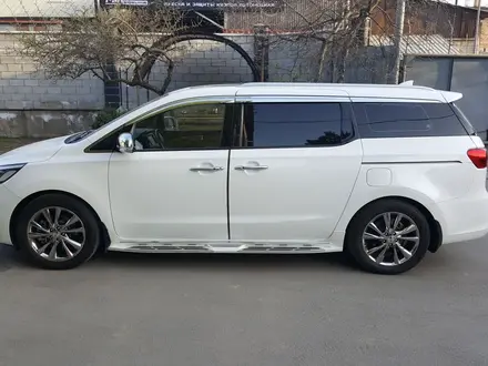 Kia Carnival 2019 года за 16 500 000 тг. в Алматы – фото 8