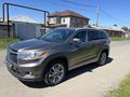 Toyota Highlander 2014 года за 15 500 000 тг. в Астана