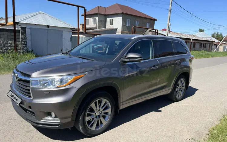 Toyota Highlander 2014 года за 15 500 000 тг. в Астана