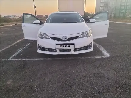 Toyota Camry 2014 года за 9 500 000 тг. в Жетысай – фото 2