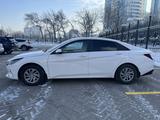 Hyundai Elantra 2020 года за 8 200 000 тг. в Алматы – фото 5