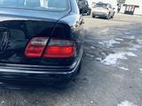 Mercedes-Benz E 320 2001 годаүшін5 000 000 тг. в Алматы – фото 4