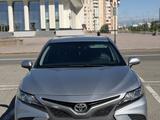 Toyota Camry 2020 года за 11 700 000 тг. в Алматы