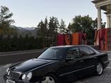 Mercedes-Benz E 55 AMG 1998 годаүшін5 000 000 тг. в Алматы – фото 2