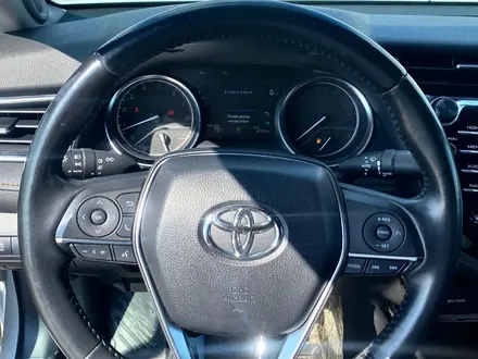 Toyota Camry 2019 года за 13 335 000 тг. в Уральск – фото 12