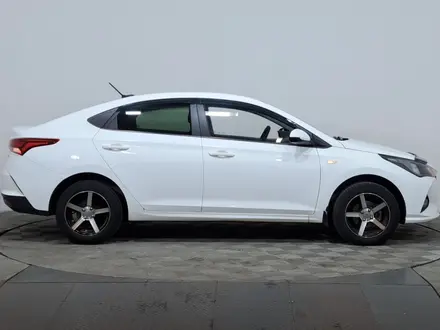 Hyundai Accent 2021 года за 5 570 000 тг. в Астана – фото 4