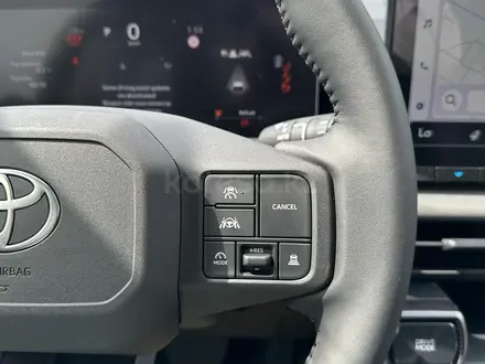Toyota RAV4 2026 года за 21 990 000 тг. в Петропавловск – фото 12