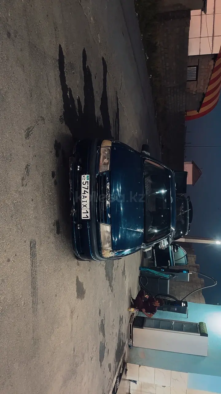 Opel Vectra, 1989
