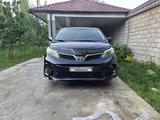 Toyota Sienna 2019 года за 13 500 000 тг. в Шымкент
